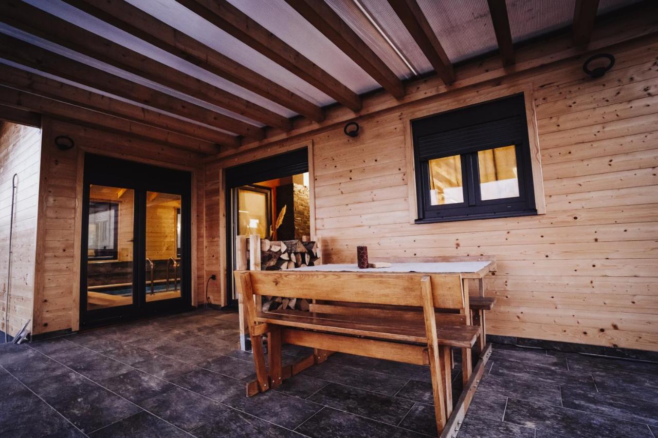 Holiday Home Nightswim Inn Vrbovec Екстериор снимка